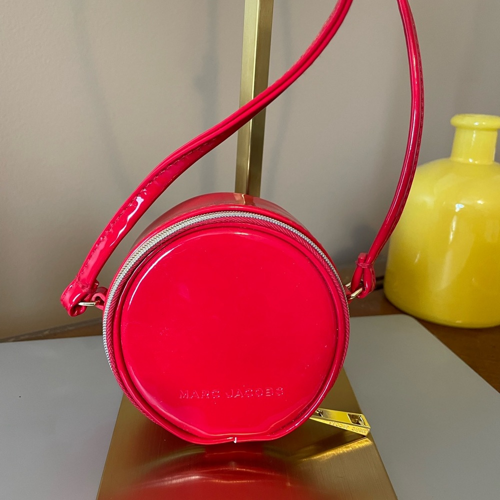 Marc Jacobs Patent Leather Crossbody Bag (EUC) - Picture 2 of 4